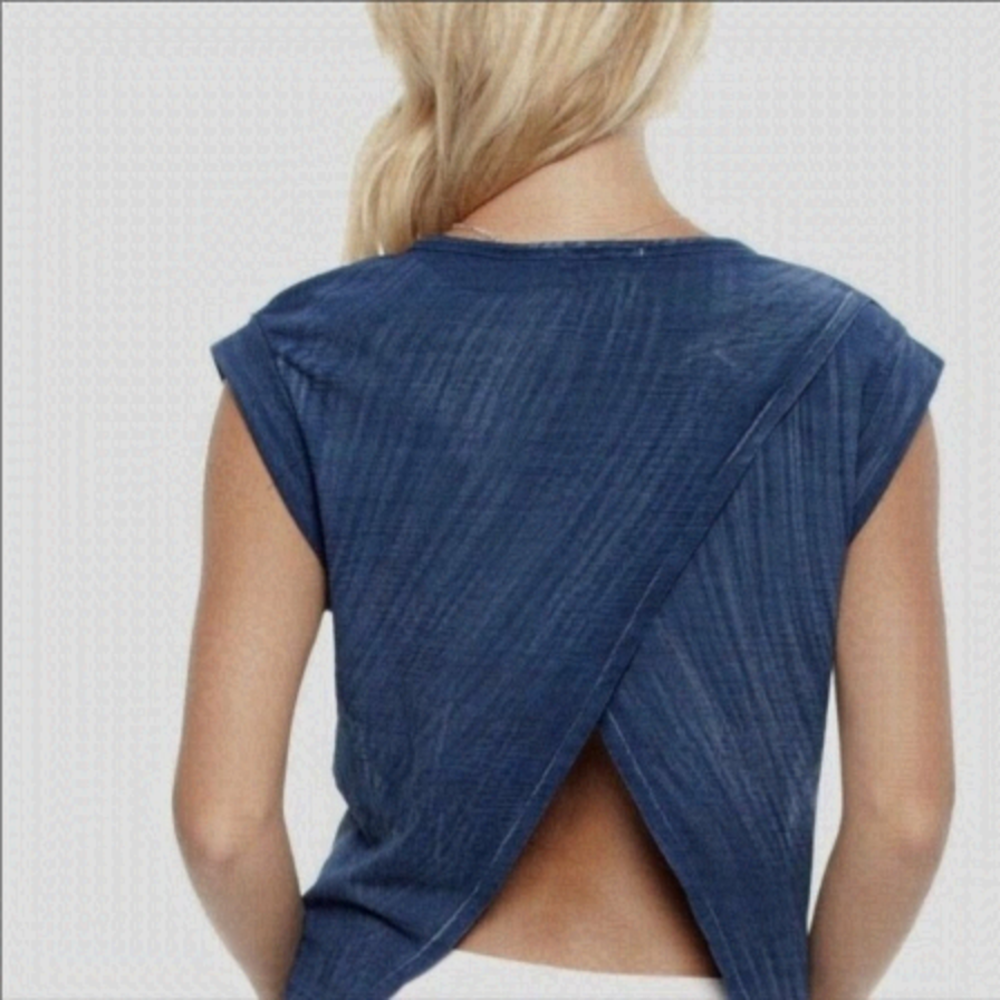 ANTHROPOLOGIE Cloth & Stone Blue Stonewashed Tulip Asymmetrical Open Back Shirt